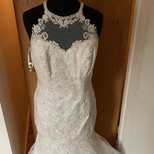 Illustration Halter Top Trumpet Style Wedding Gown